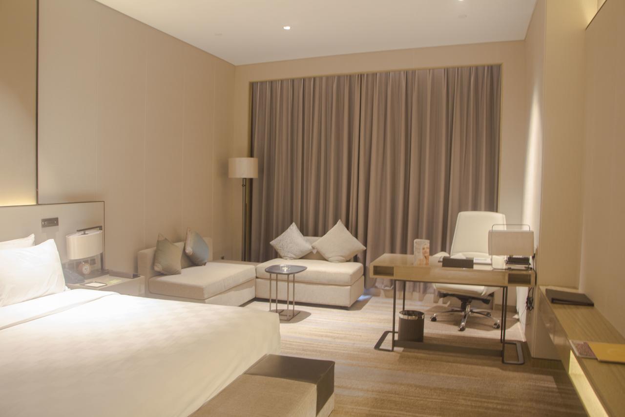 Nanjing Golden Eagle Summit Hotel Экстерьер фото