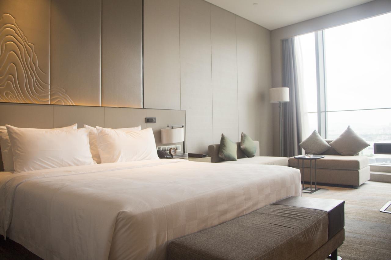 Nanjing Golden Eagle Summit Hotel Экстерьер фото