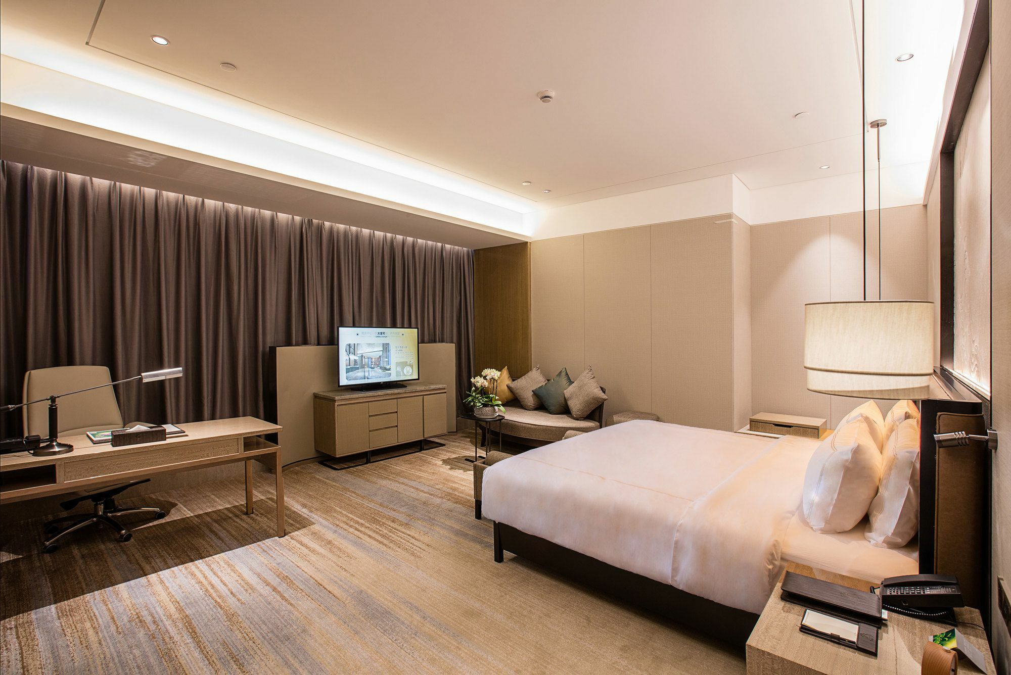Nanjing Golden Eagle Summit Hotel Экстерьер фото