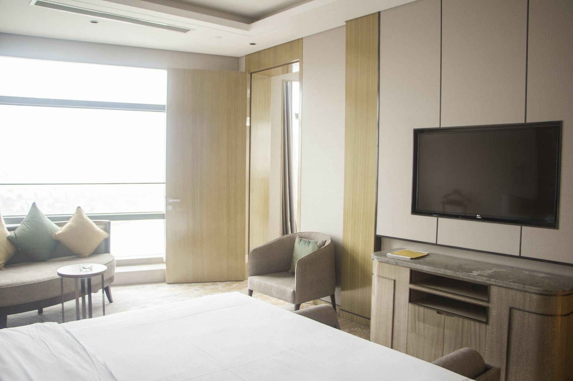 Nanjing Golden Eagle Summit Hotel Экстерьер фото