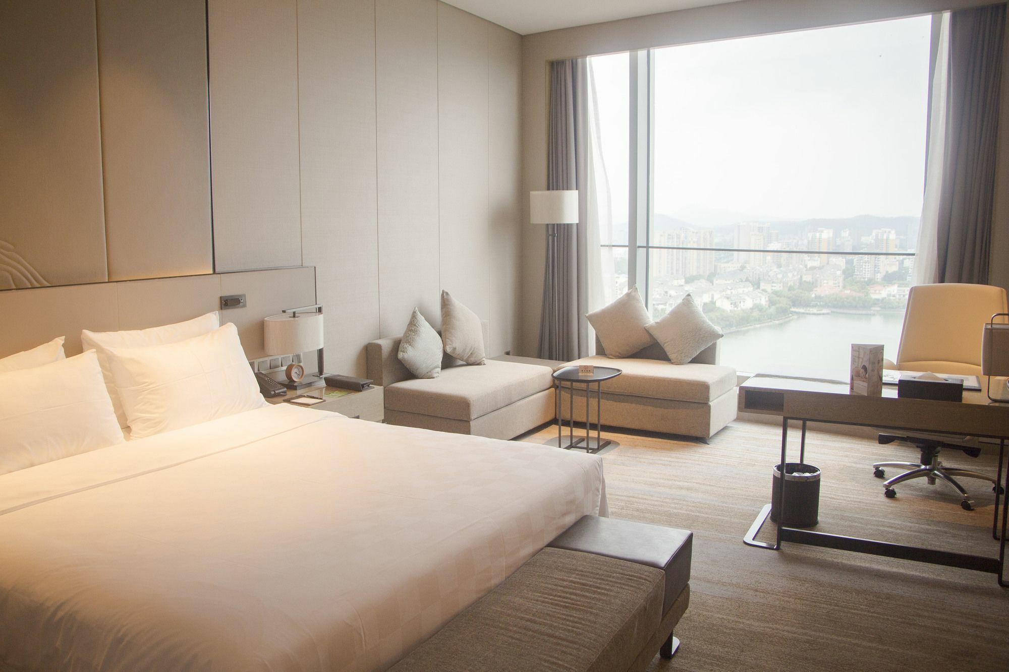 Nanjing Golden Eagle Summit Hotel Экстерьер фото
